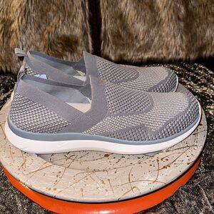 easy ~ spirit 11M Savanah 2 Gray Knit Slip On Athletic Walking Shoes Sneakers